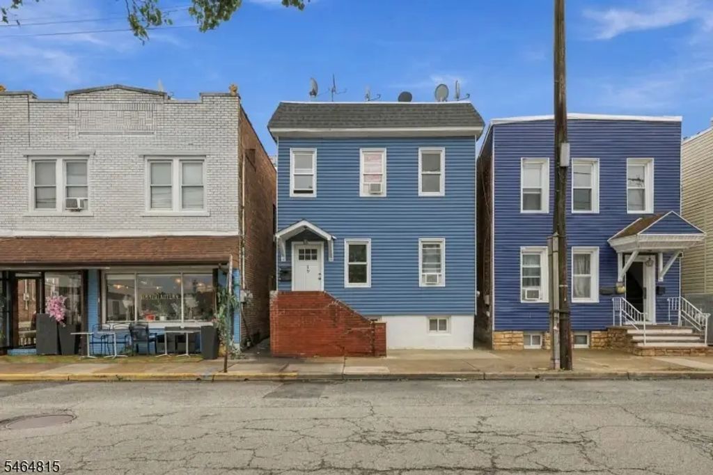 19 Summer St, Lodi Boro