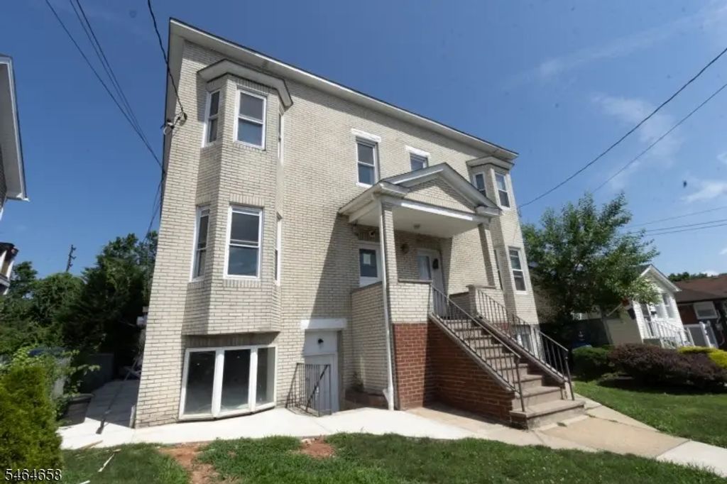 337 W Clay Ave, Roselle Park Boro