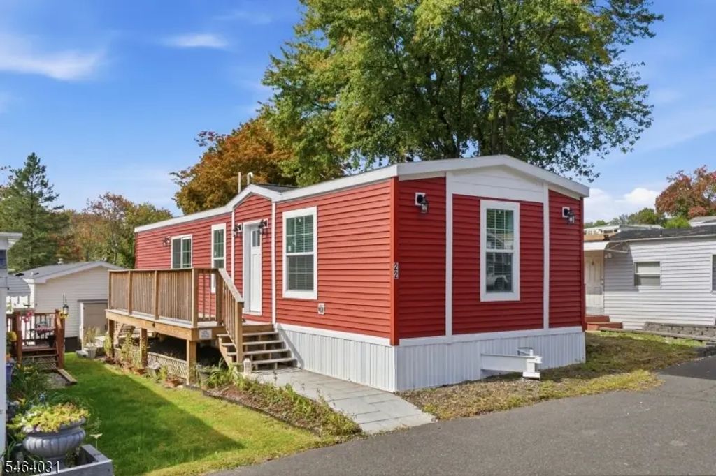 195 W Main St, Unit 22, Chester Boro