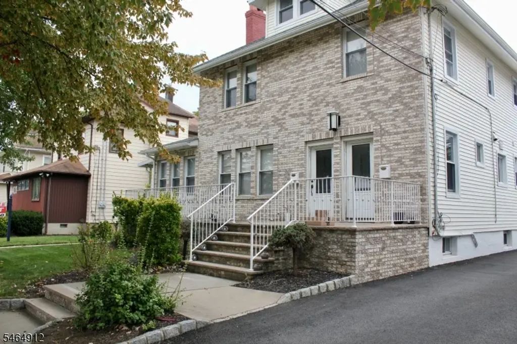 424 Lafayette Ave, Hawthorne Boro