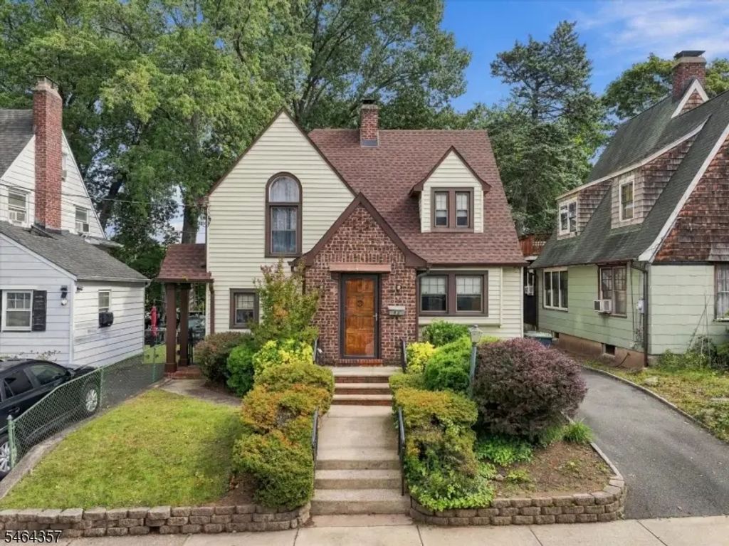 93 N Stoughton St, Bergenfield Boro