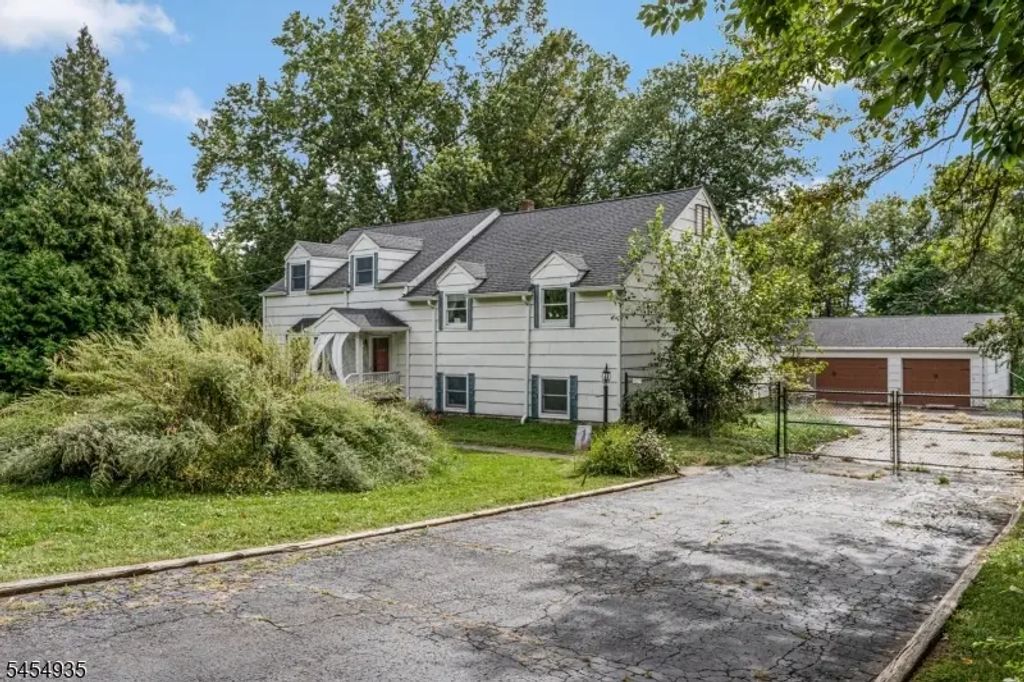 429 Foothill Rd, Bridgewater Twp.