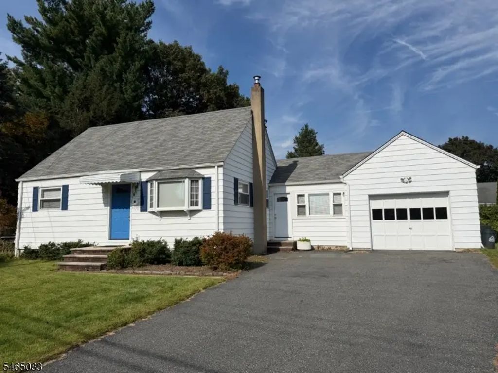 6 Edith Pl, Mine Hill Twp.