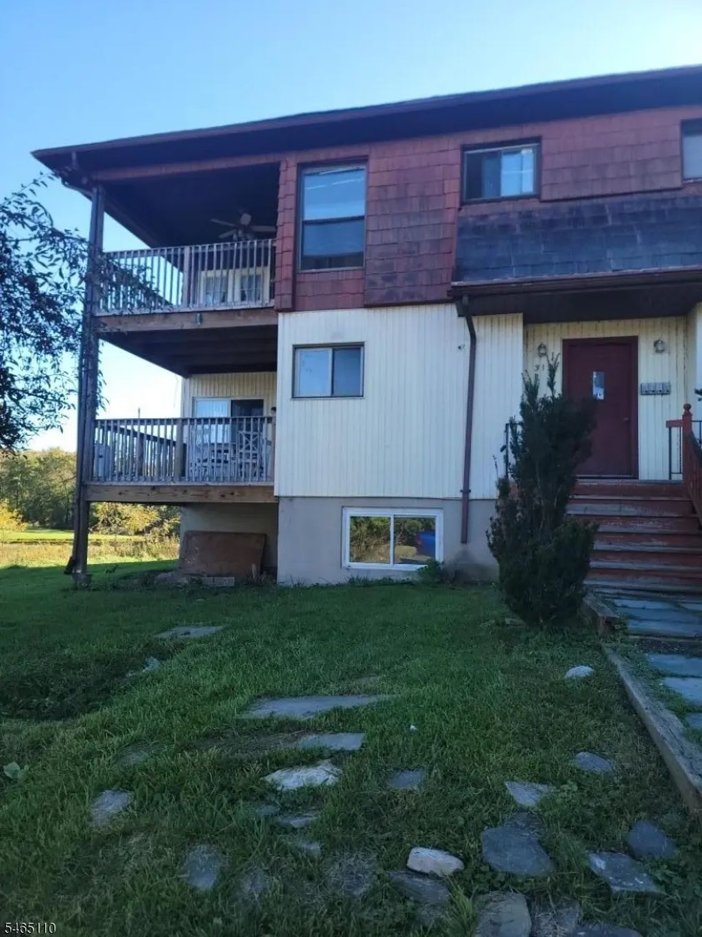 319 Lake Shore South, Montague Twp.