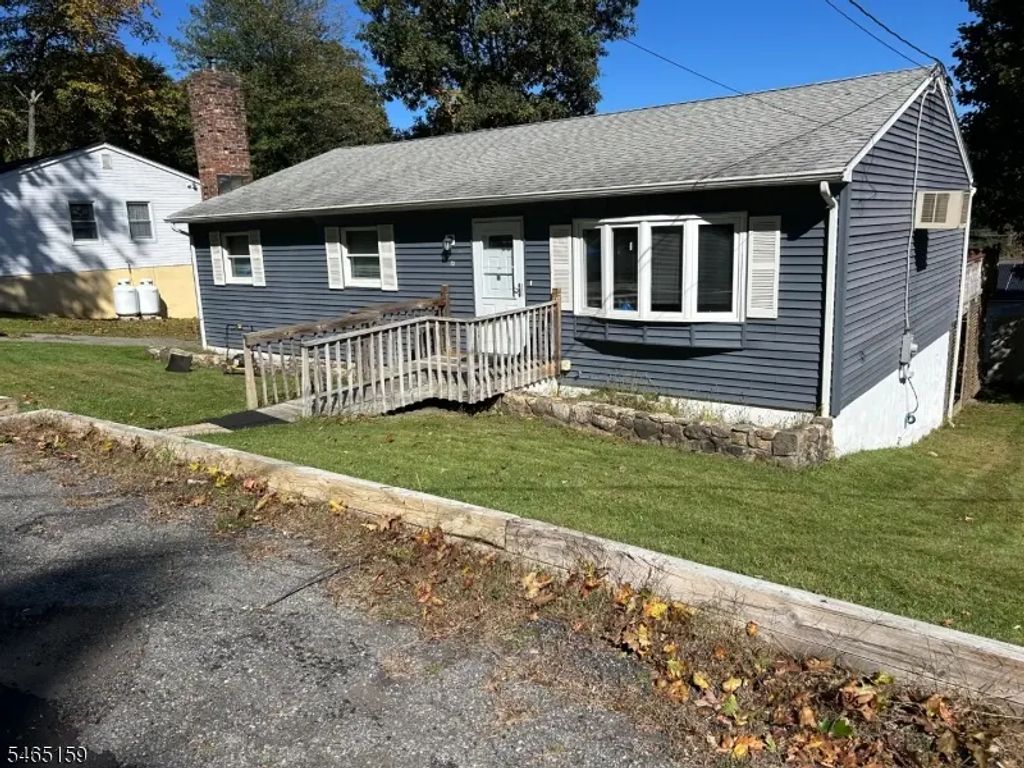 73 Elba Ave, Hopatcong Boro