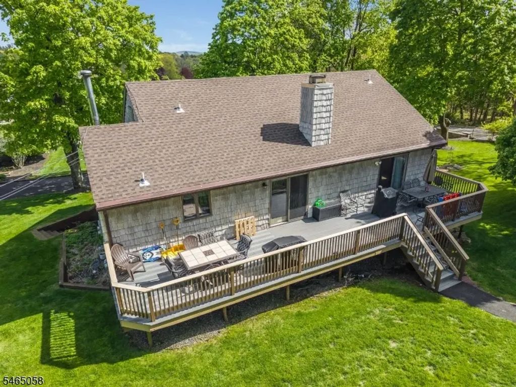 66 Bunnvale Rd, Lebanon Twp.