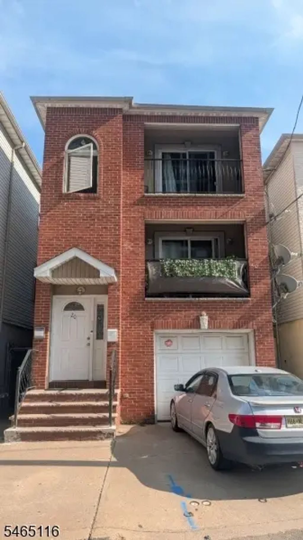20 Bennett St, Jersey City