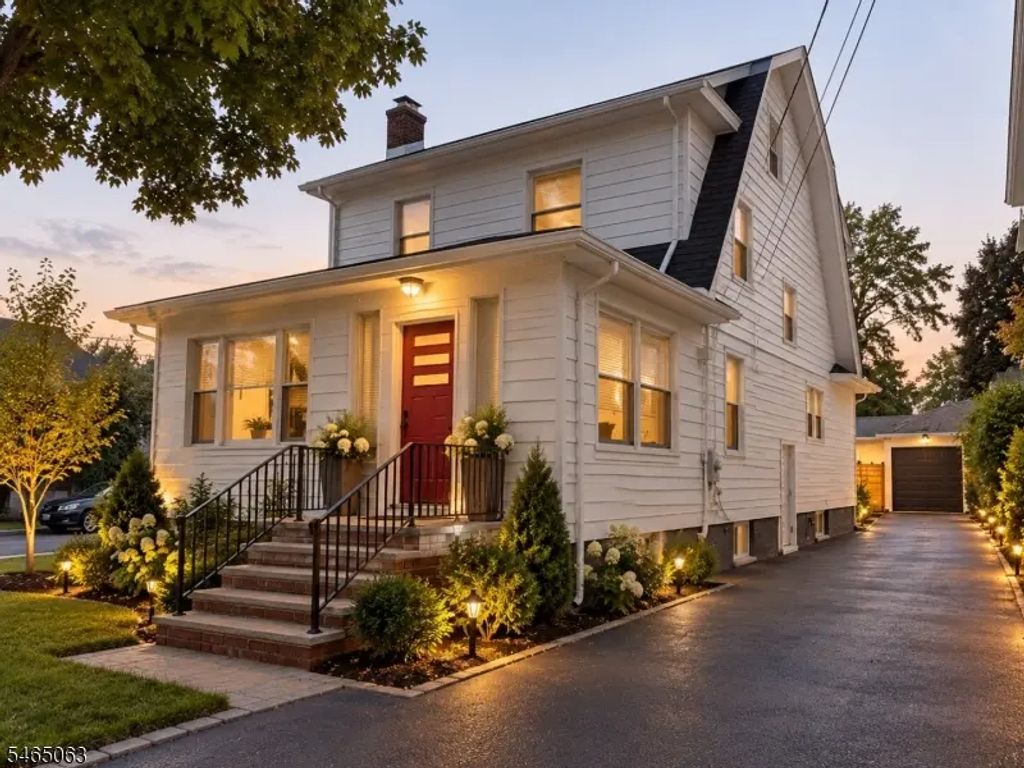 1106 N Broad St, Hillside Twp.