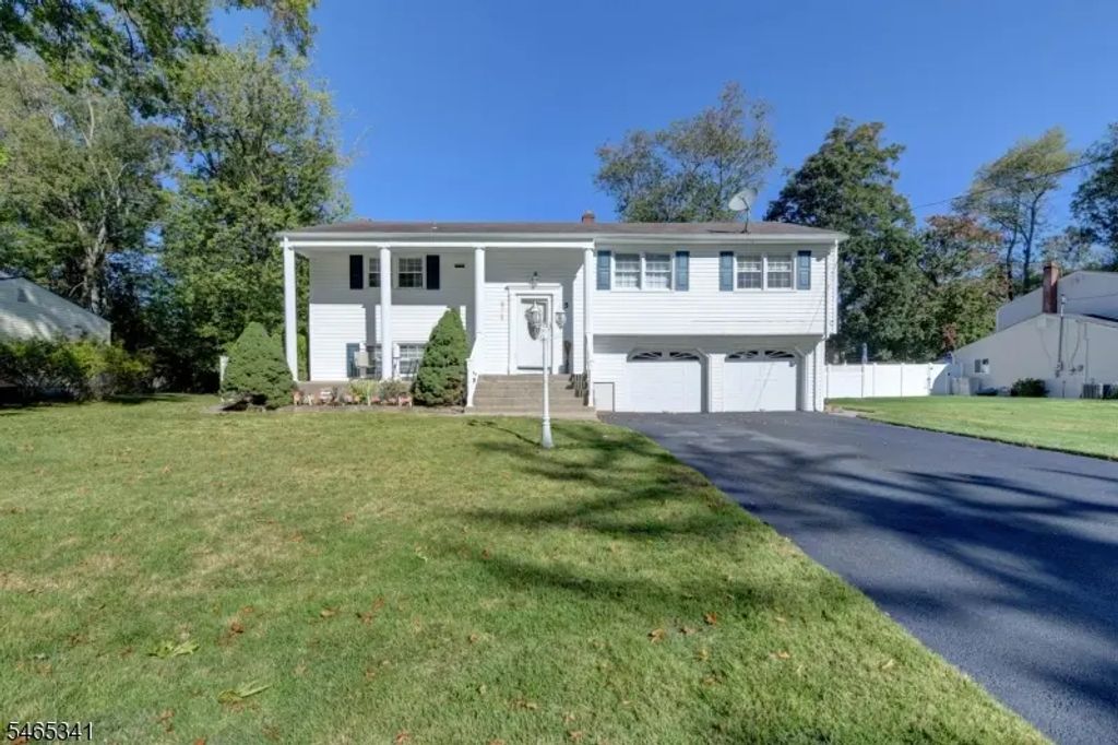 5 Dari Ct, Lincoln Park Boro