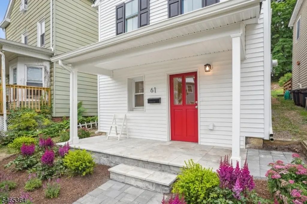 61 Madison St, Morristown Town