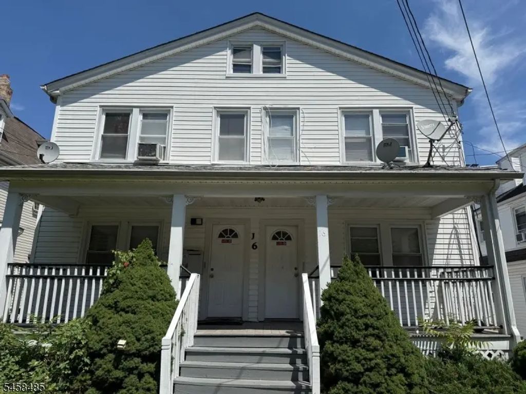 16 Lexington Ave 2l, Montclair Twp.
