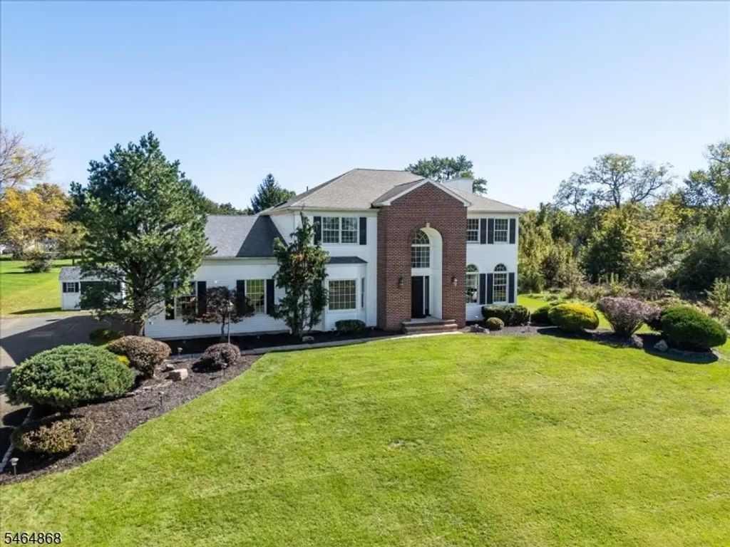 11 Cory Ln, Bridgewater Twp.