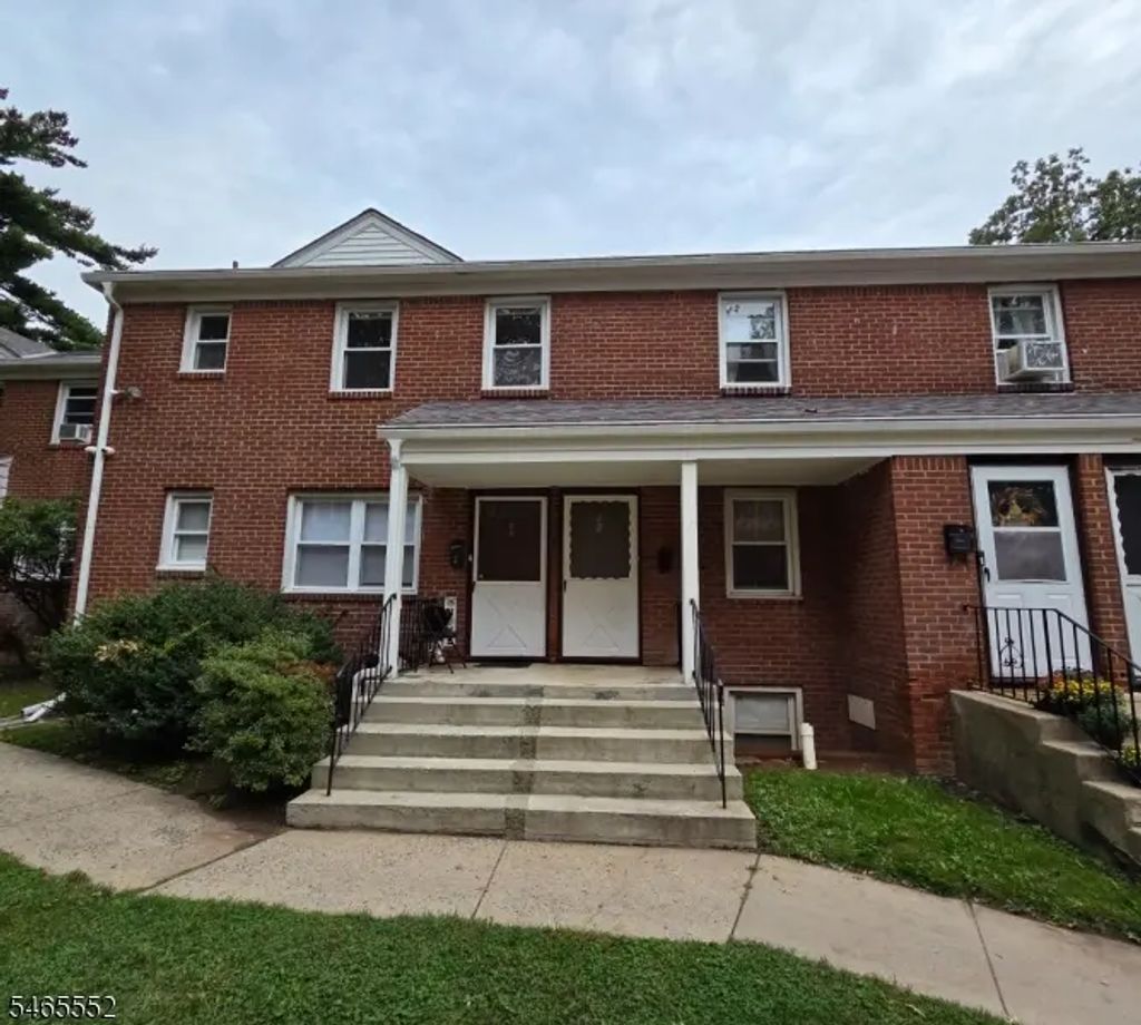 140 Van Houten Ave, Passaic City
