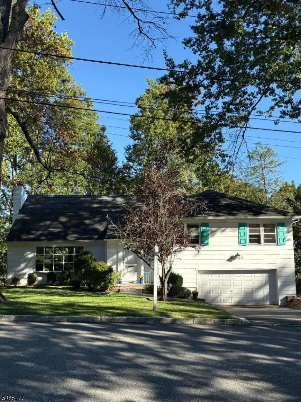 6 Stanford Ct., West Orange Twp.