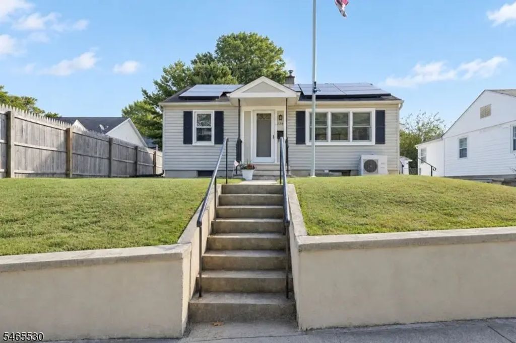 224 Baker St, Dover Town