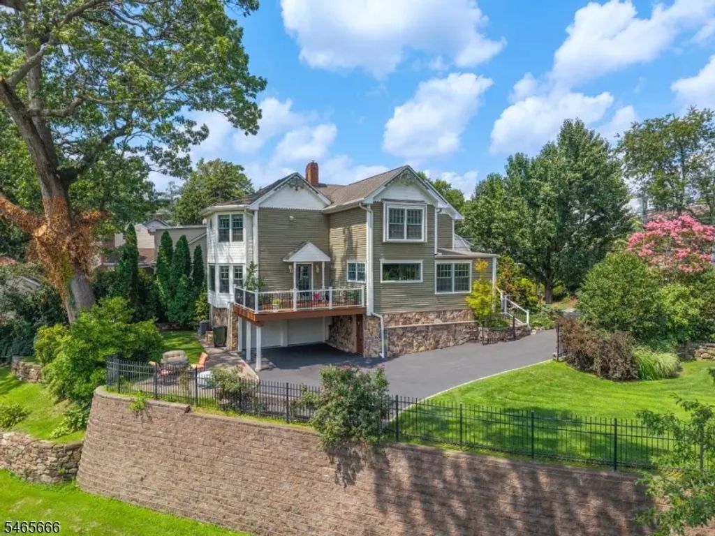 67 Vreeland Ave, Nutley Twp.