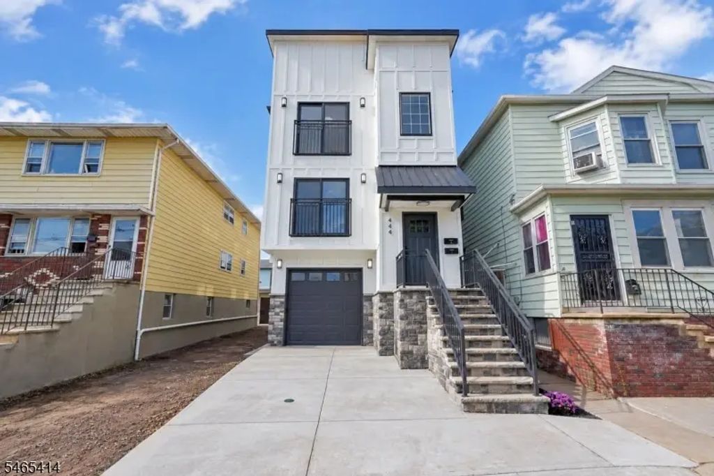 444 3rd Ave, Elizabeth City