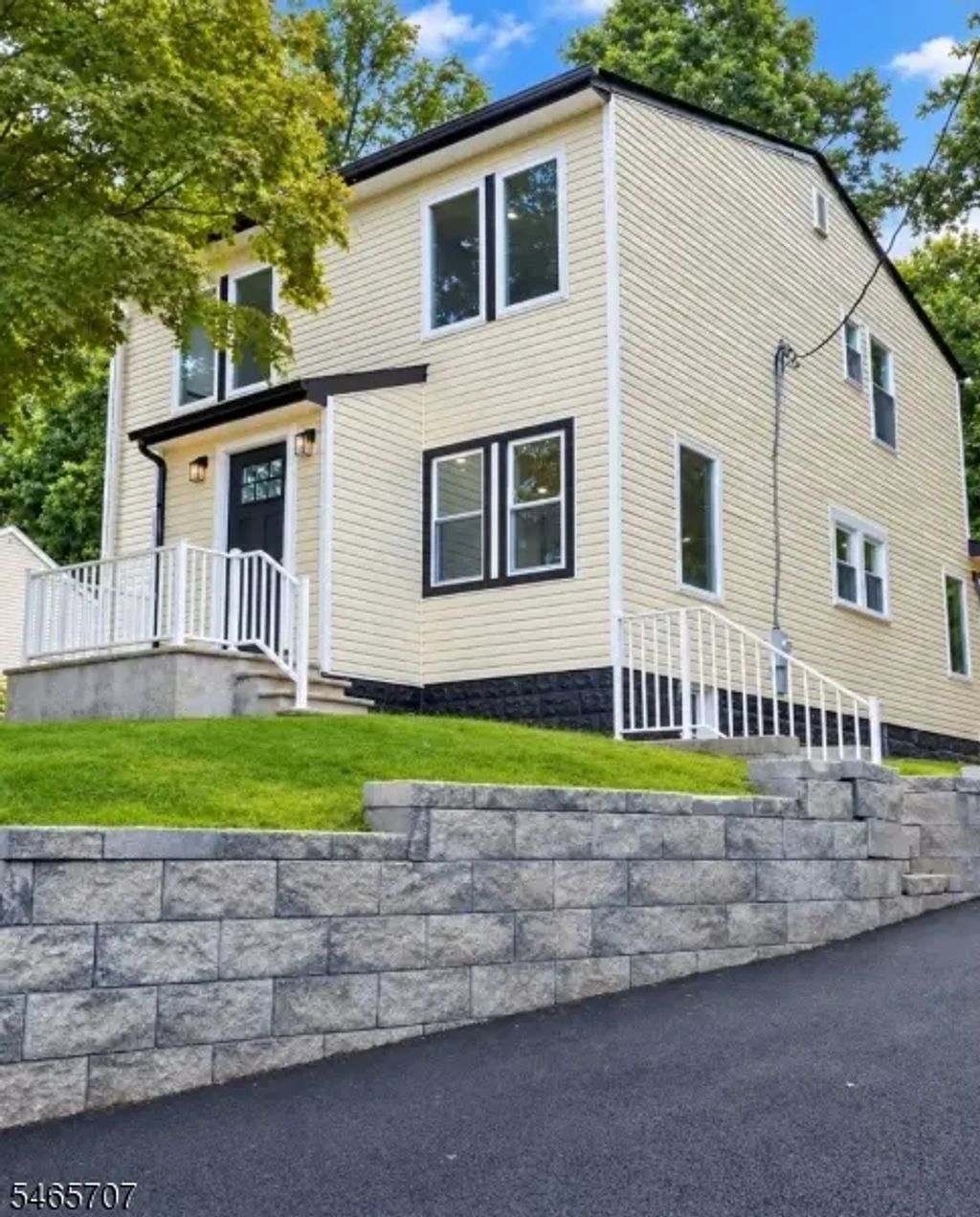 103 Vreeland Ave, Bloomingdale Boro