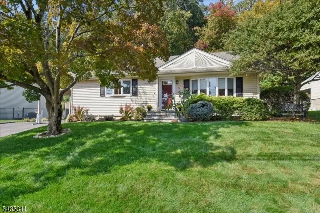 50 Parks Rd, Denville Twp.