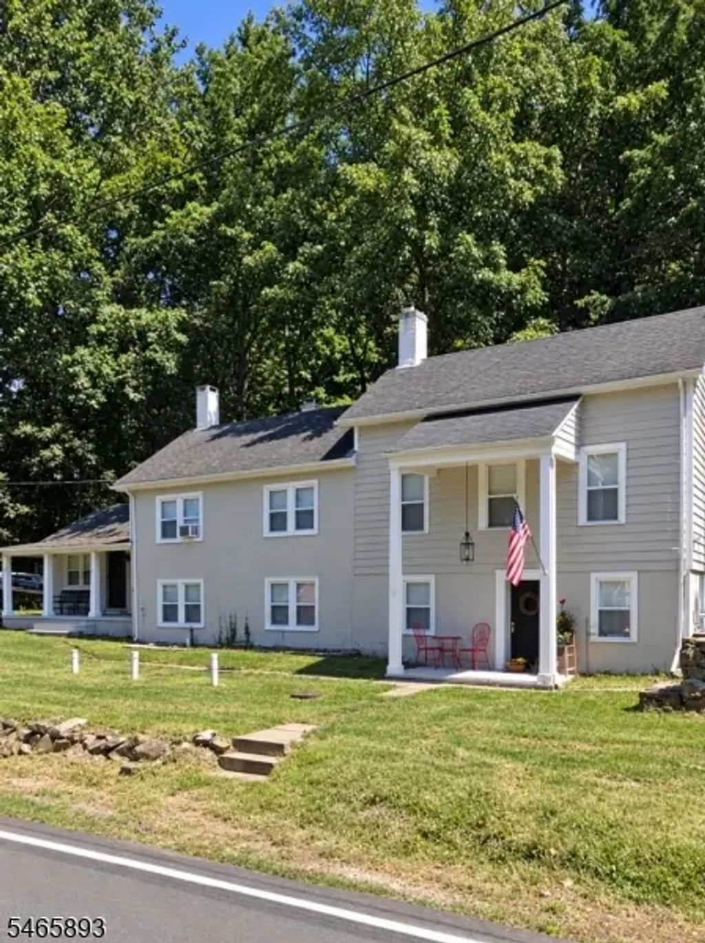 16 Musconetcong River Rd, Lebanon Twp.