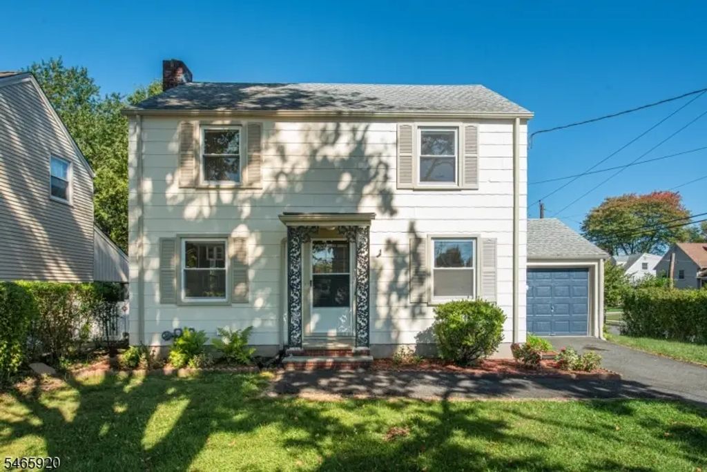 19 Alexander Ave, Bloomfield Twp.