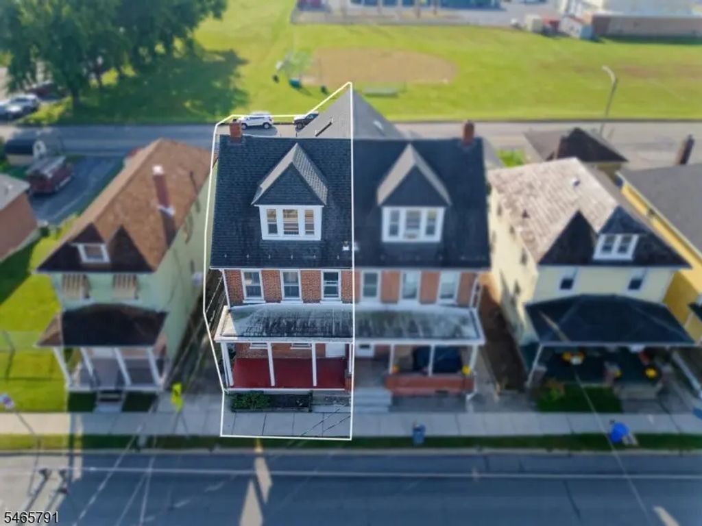 390 Heckman St, Phillipsburg Town