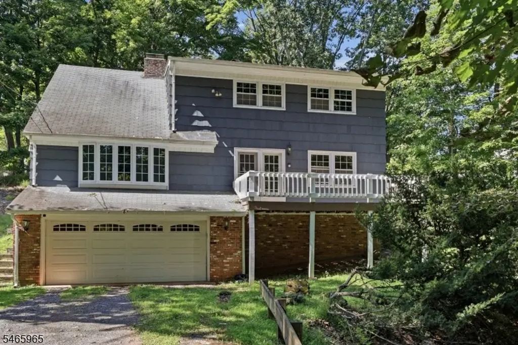 1170 Easton Ave, Franklin Twp.