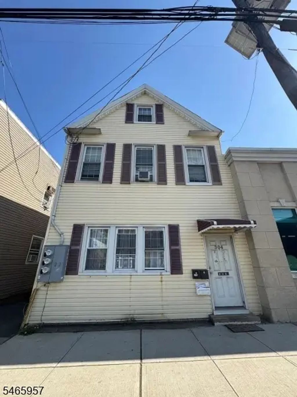 304 W Westfield Ave, Roselle Park Boro