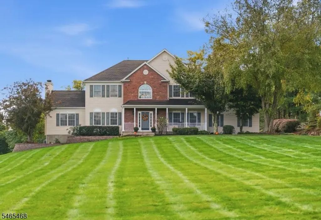 13 Saddle Ridge Rd, Sparta Twp.