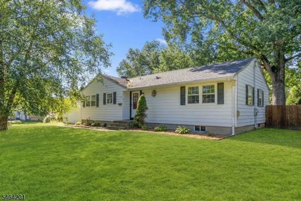 16 Dayton Rd, Raritan Twp.