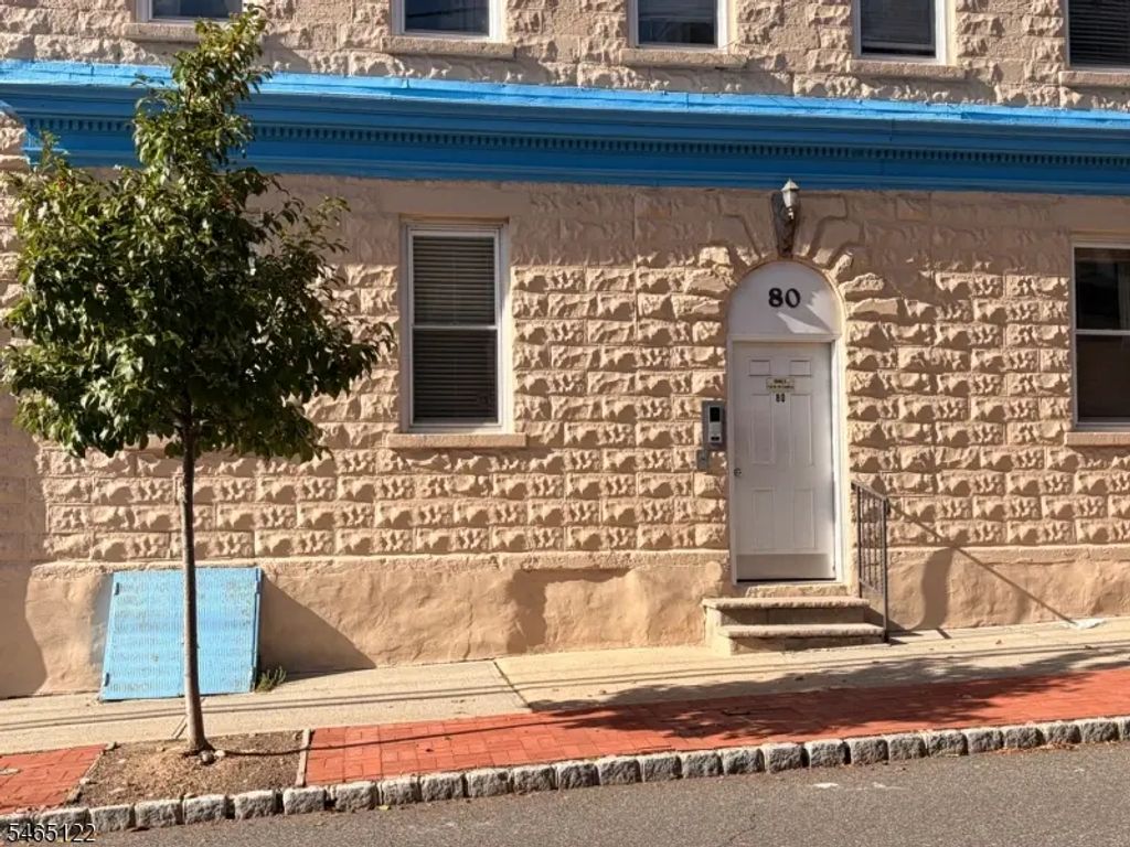 80 Bay St, Montclair Twp.