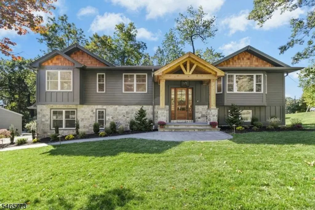 355 Ackerman St, Mountainside Boro