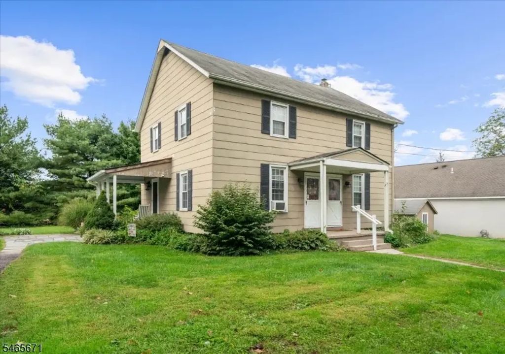 9 Hoffman Rd, Clinton Twp.