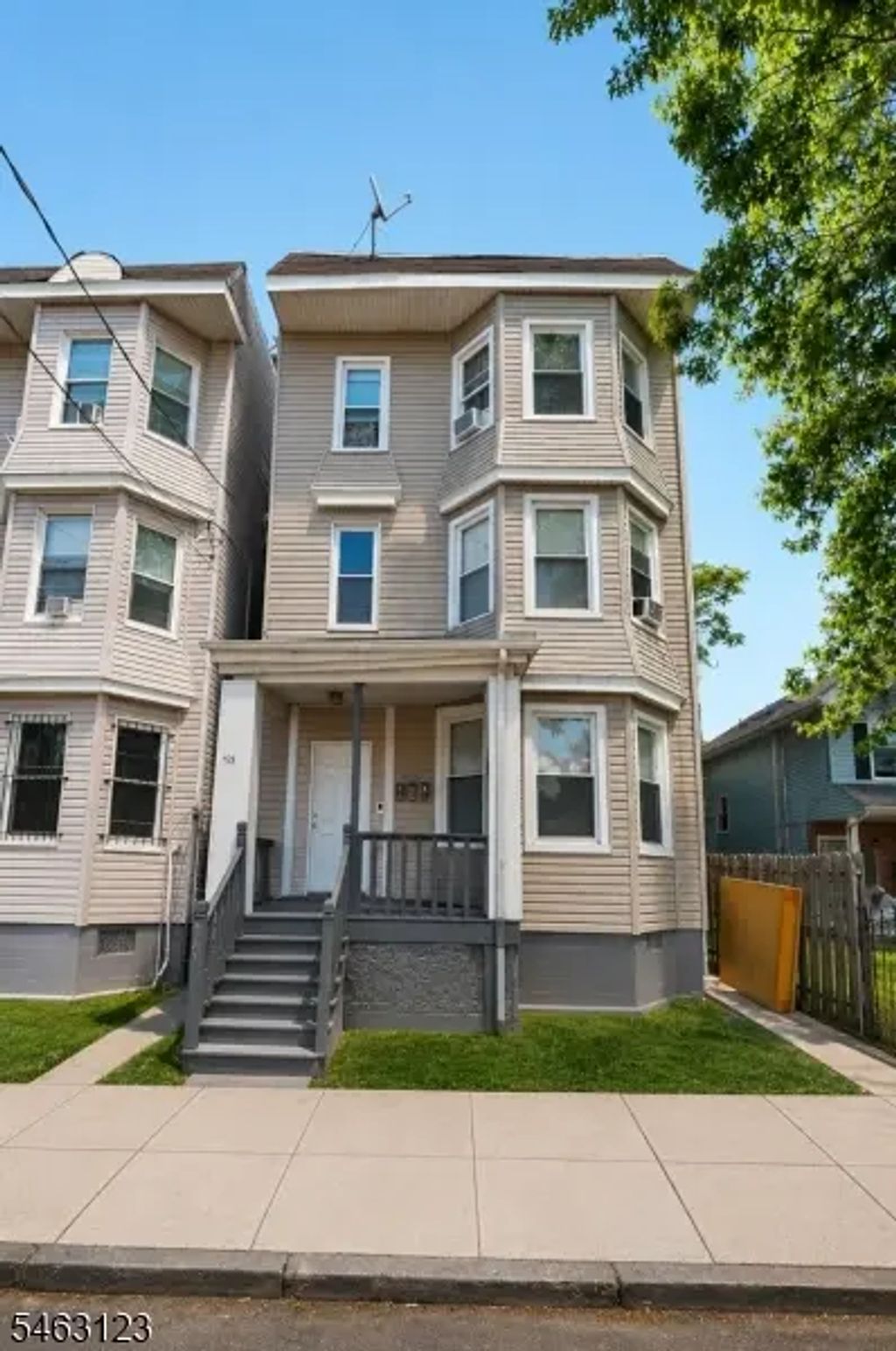 428 S 17th St, Newark City
