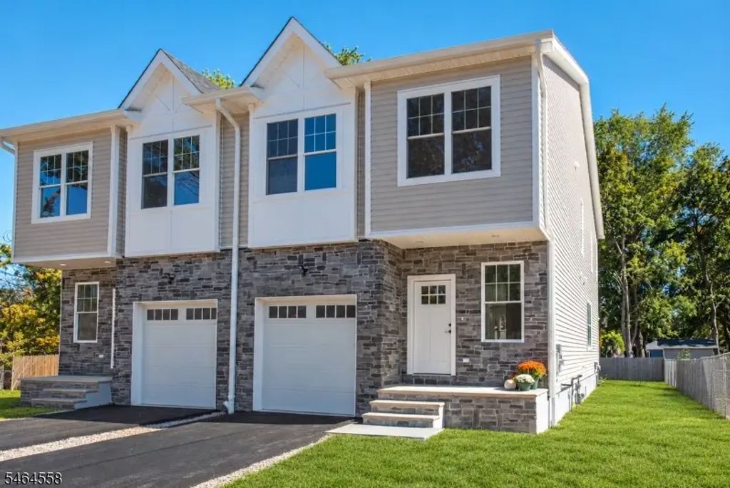 8 Halsey St, Roxbury Twp.