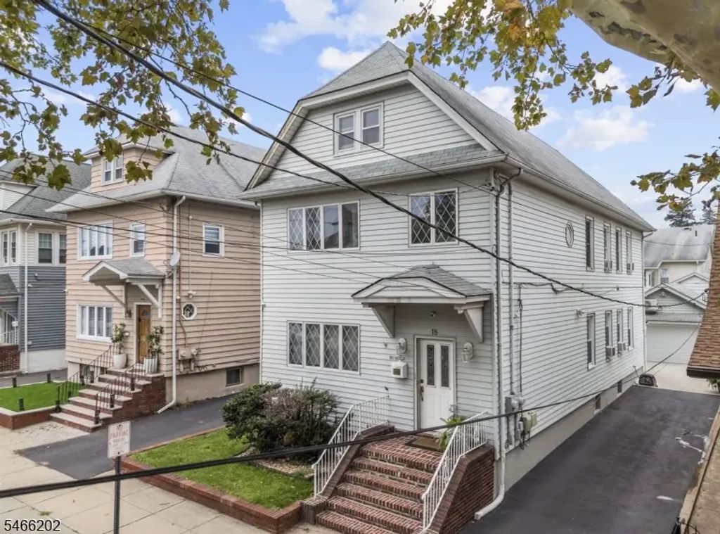 16 Washington Ave, Clifton City