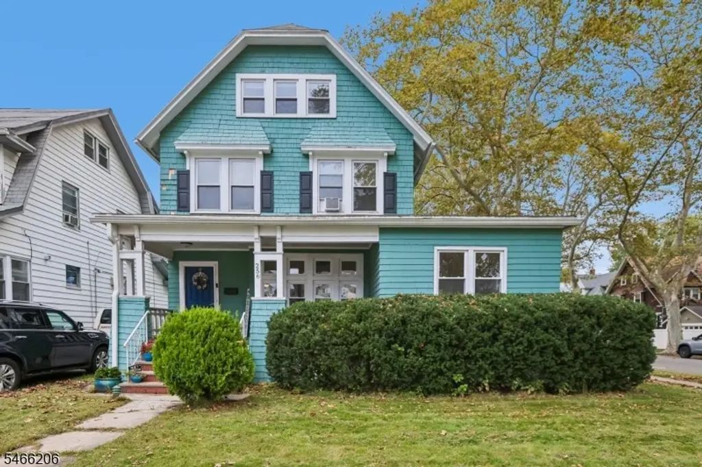 256 Rutledge Ave, East Orange City