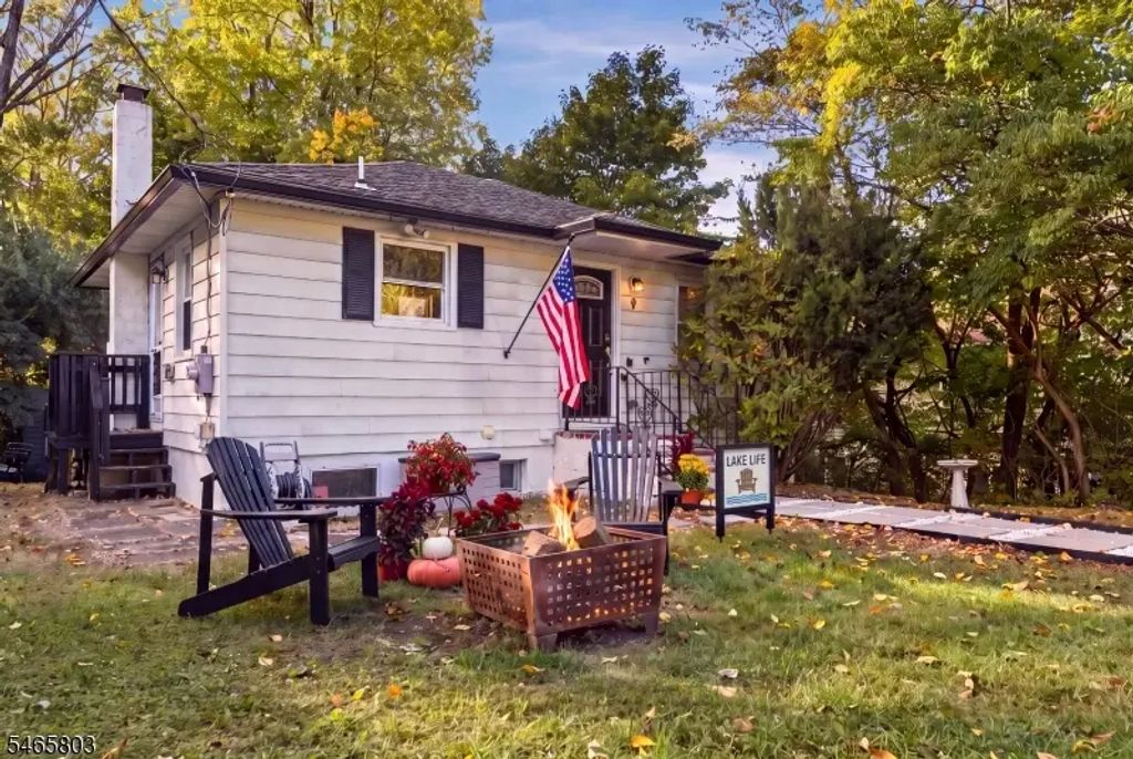 9 Oliver Rd, Roxbury Twp.