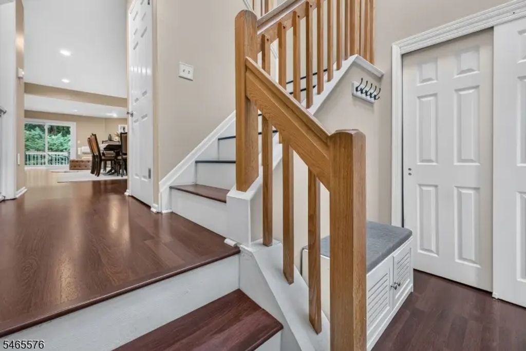 38 Averell Dr, Parsippany-Troy Hills Twp.