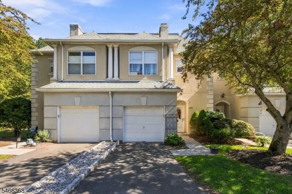 8311 Brittany Dr, Wayne Twp.