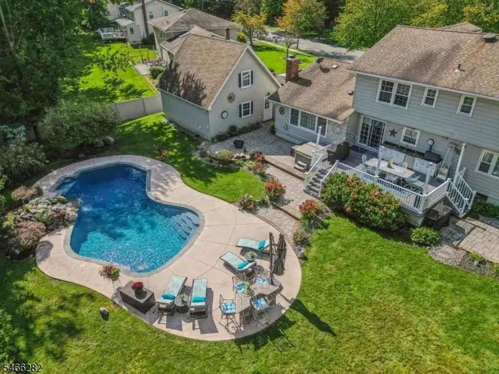 7 Lucille Dr, Parsippany-Troy Hills Twp.
