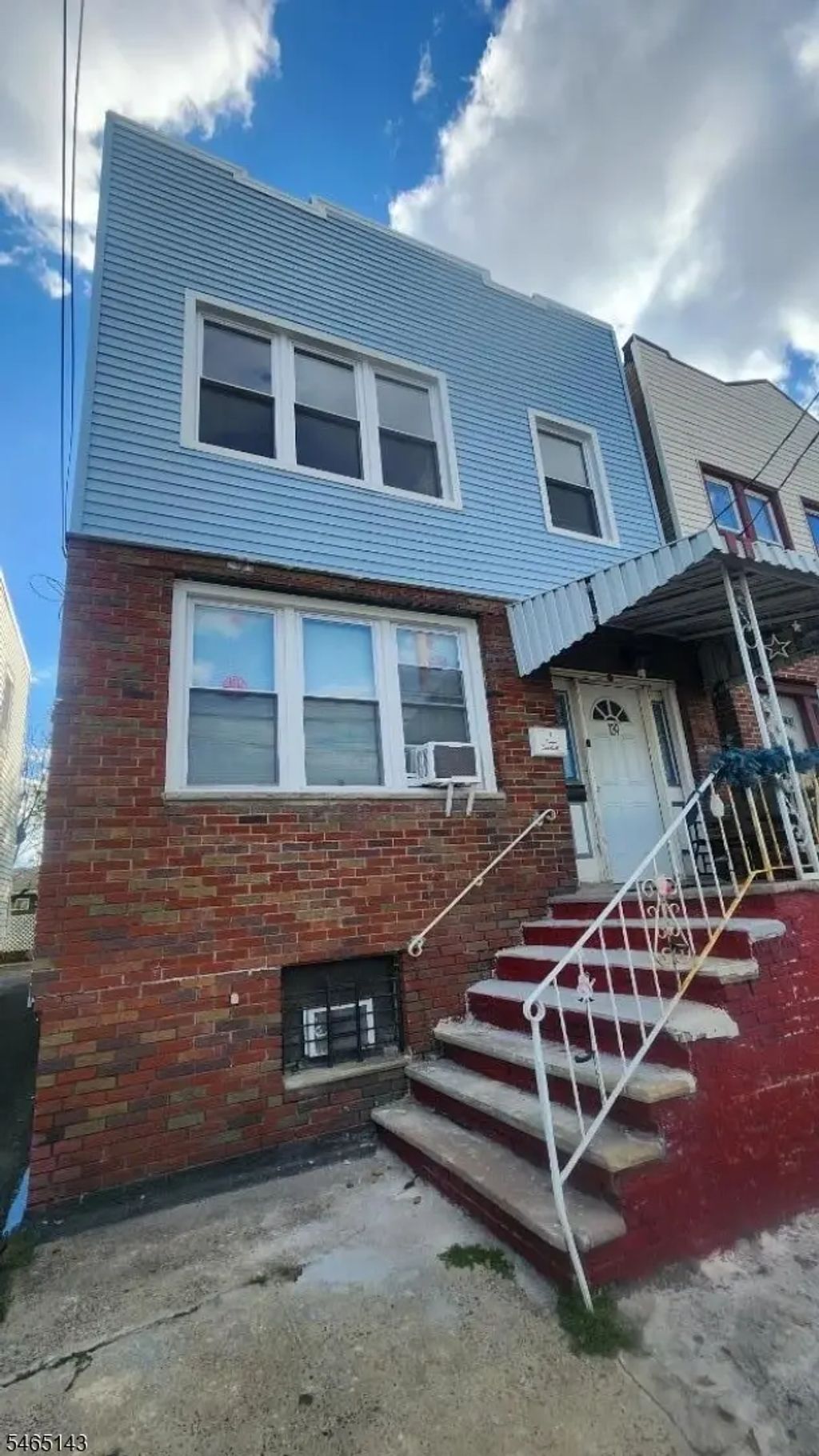 139 Roosevelt Ave, Jersey City