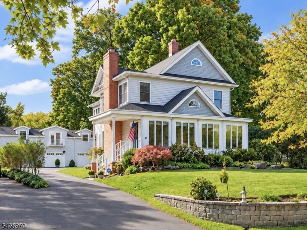 46 S Highwood Ave, Glen Rock Boro