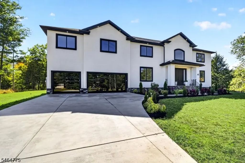 45 Kildee Road, Montgomery Twp.