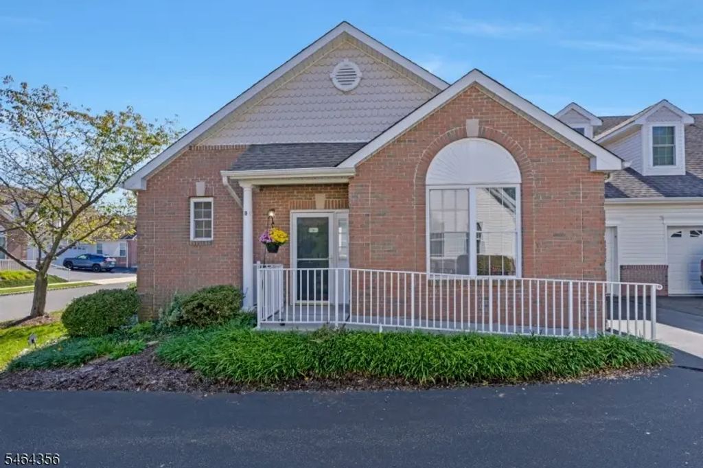 8 Joseph Dr, Raritan Twp.