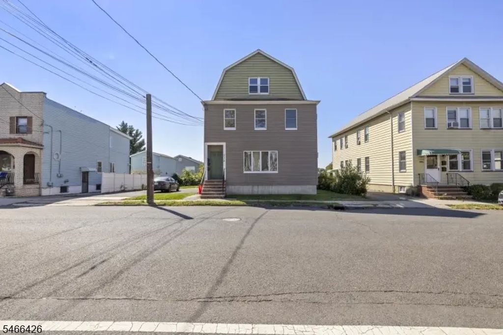 216 Silver Ave, Hillside Twp.