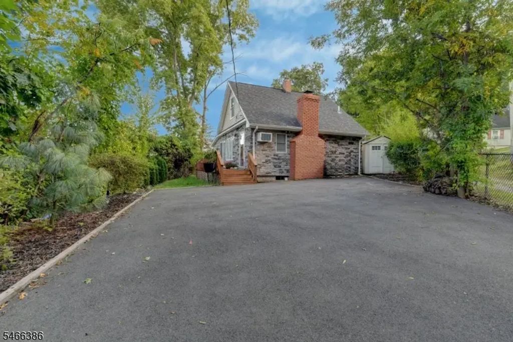 63 Terrace Ave, Butler Boro