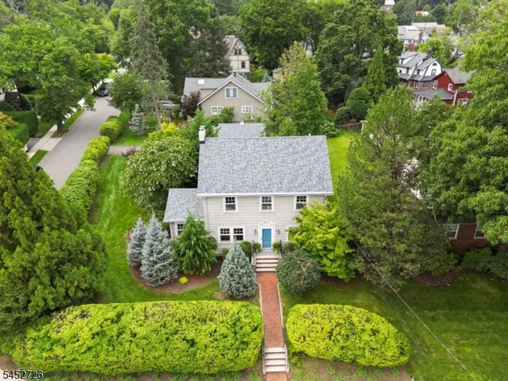 420 Up Mountain Avenue, Montclair Twp.