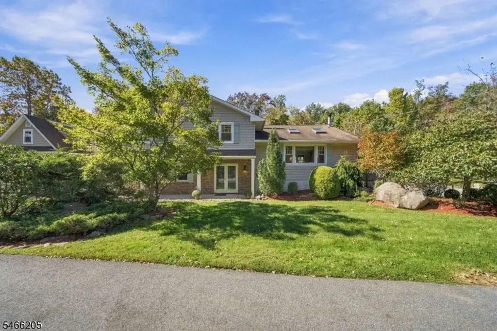 150 Airmont Ave, Mahwah Twp.