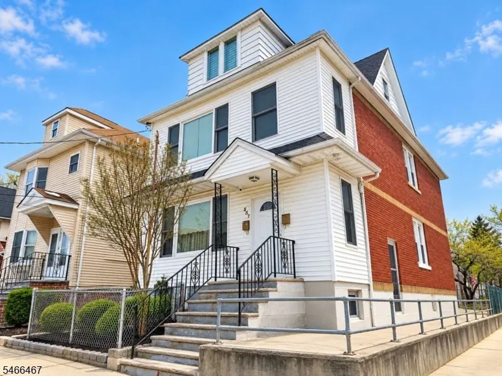 557 Gregory Ave, Passaic City